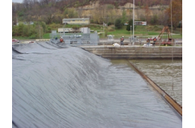 Placing Liner Underwater